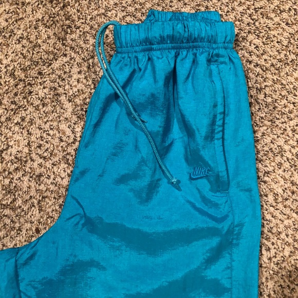 Vintage 90s Nike wind breaker jump suit. Size M. - Picture 5 of 8